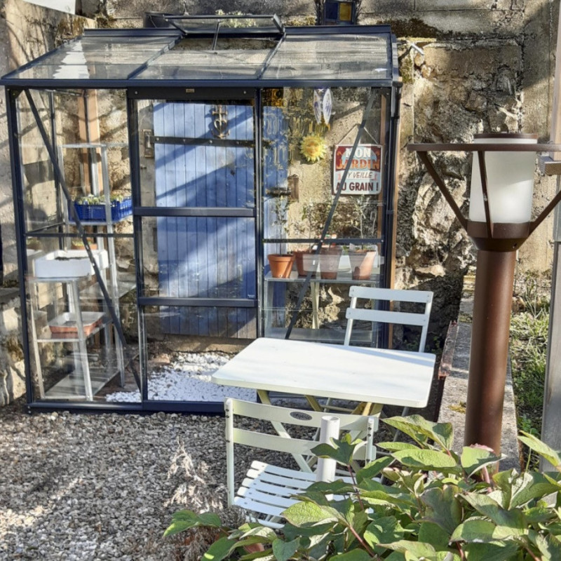 Serre Melissa Ida 2,5m² en aluminium laqué gris et verre trempé 3mm + embase incluse – Natura Lams