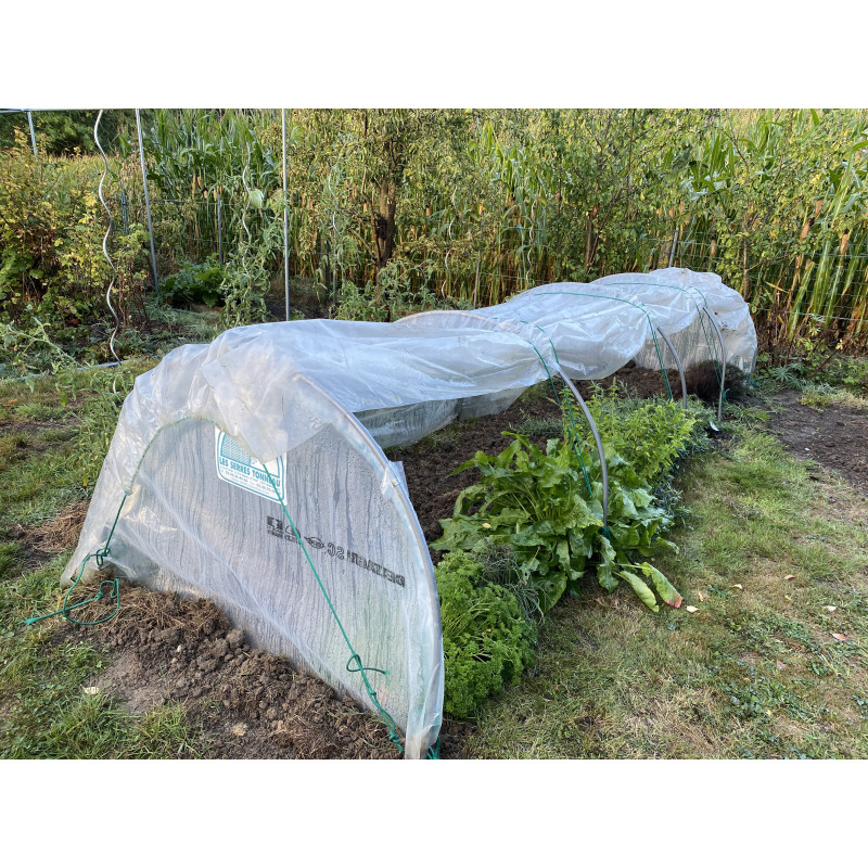 Serre chenille de jardin 1,3x7,5m en PE non armé 200 microns Serres Tonneau